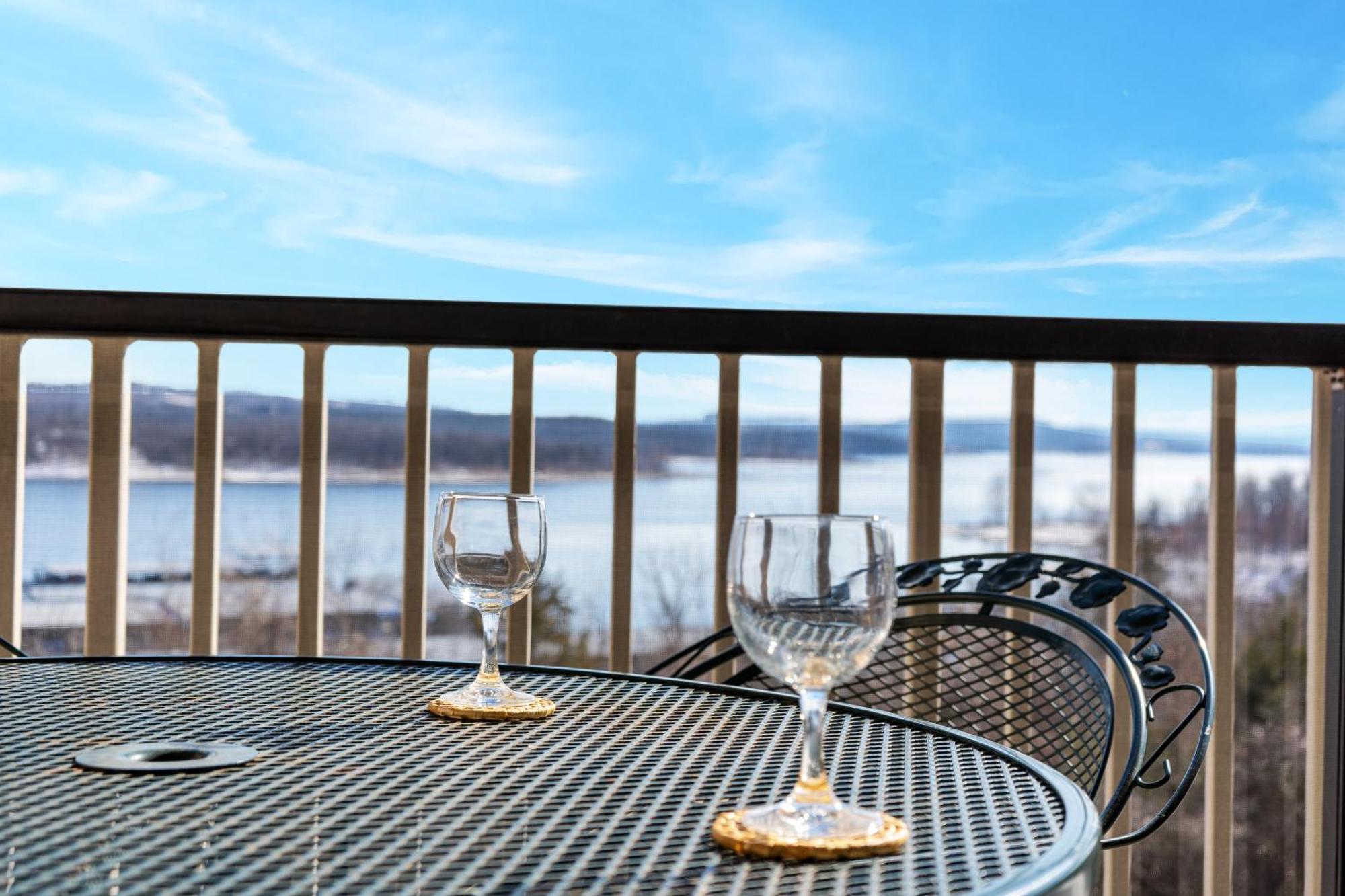 Rock Lane Resort & Marina Indian Point Room photo