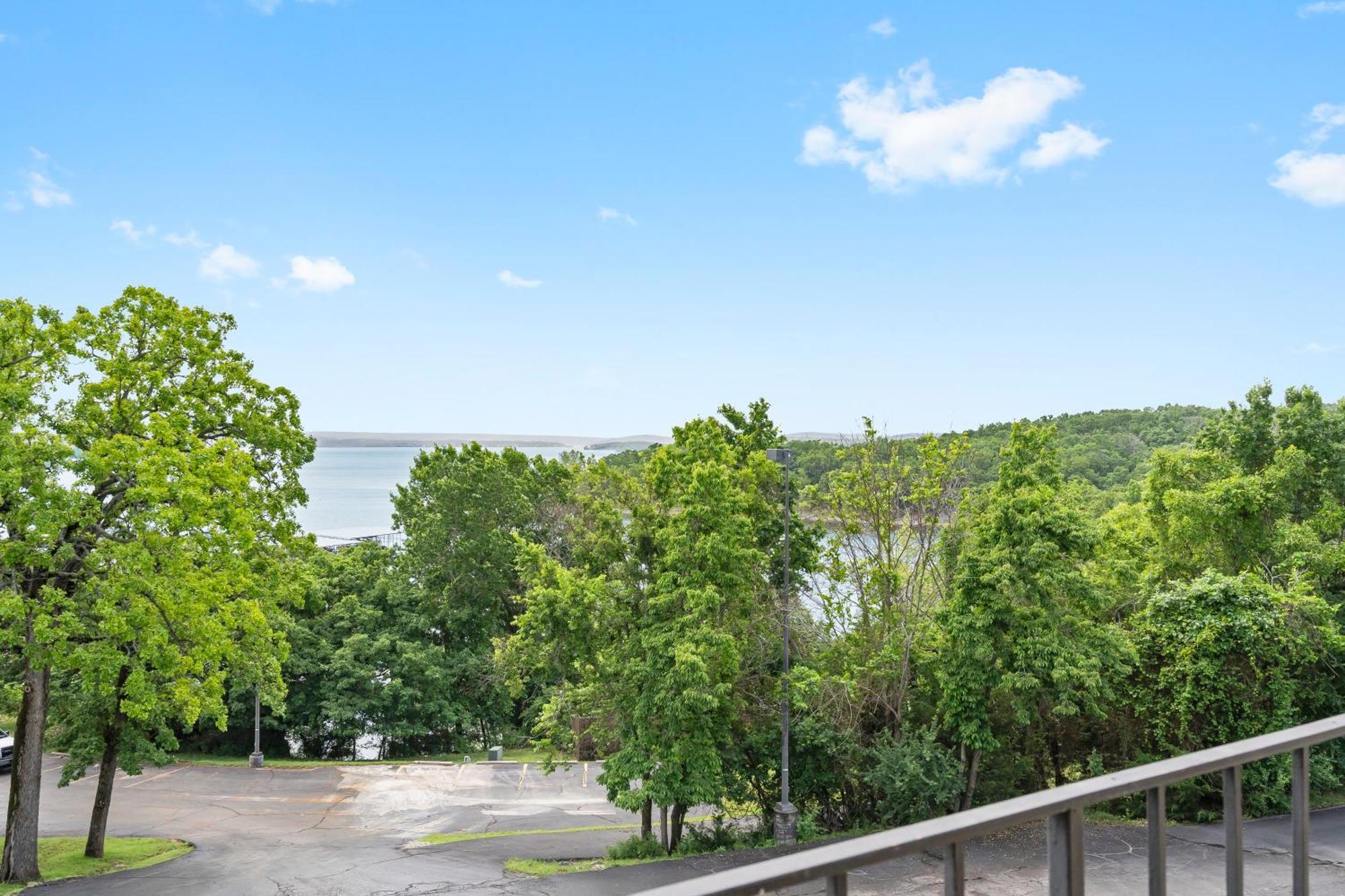 Rock Lane Resort & Marina Indian Point Exterior photo